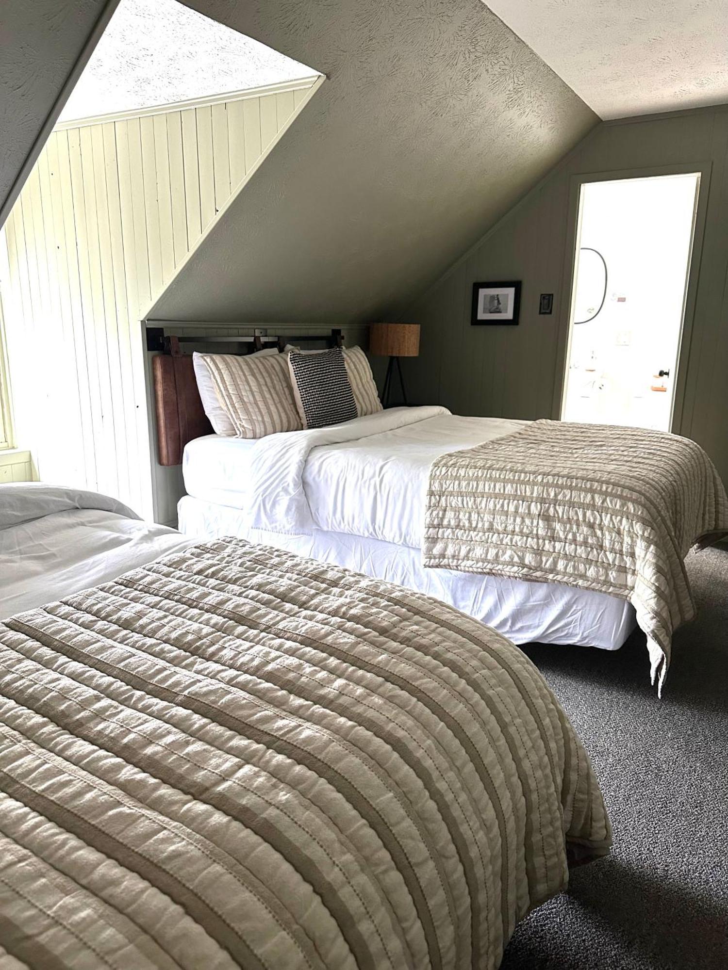 Auberge Des Cantons Magog Eksteriør bilde